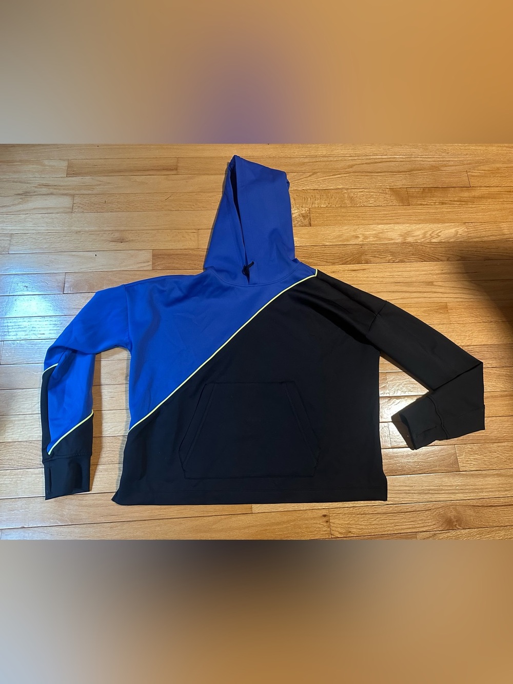 ALL ACCESS Royal Blue and Black Pullover Medium